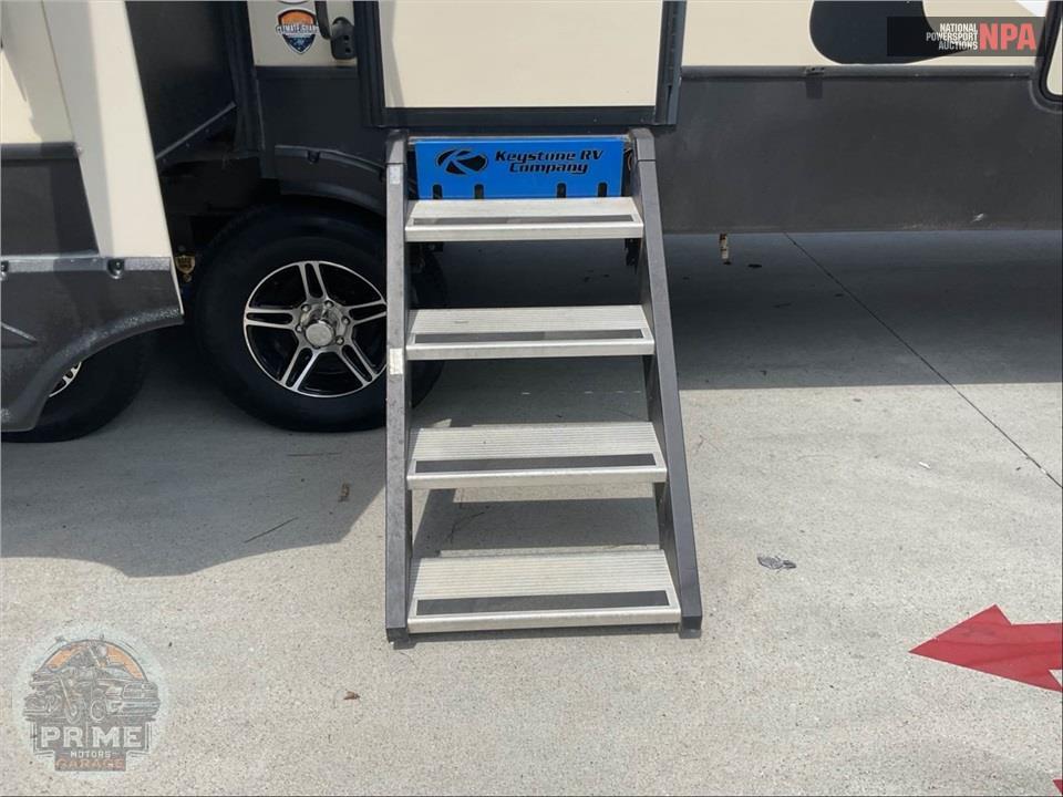 2019 Keystone Rv M-361 RLW - COUGAR FIFTH WHEEL SERIES — фото 41