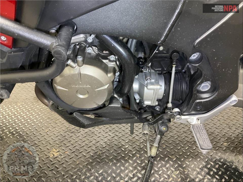 2017 Honda VFR1200XH — фото 9