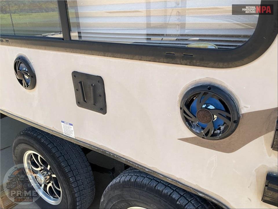 2019 Cherokee By Forest River M-26RR - GREY WOLF TOY HAULER SERIES — фото 36