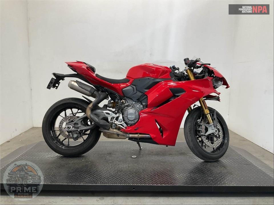 2026 DUCATI PANIGALE V2