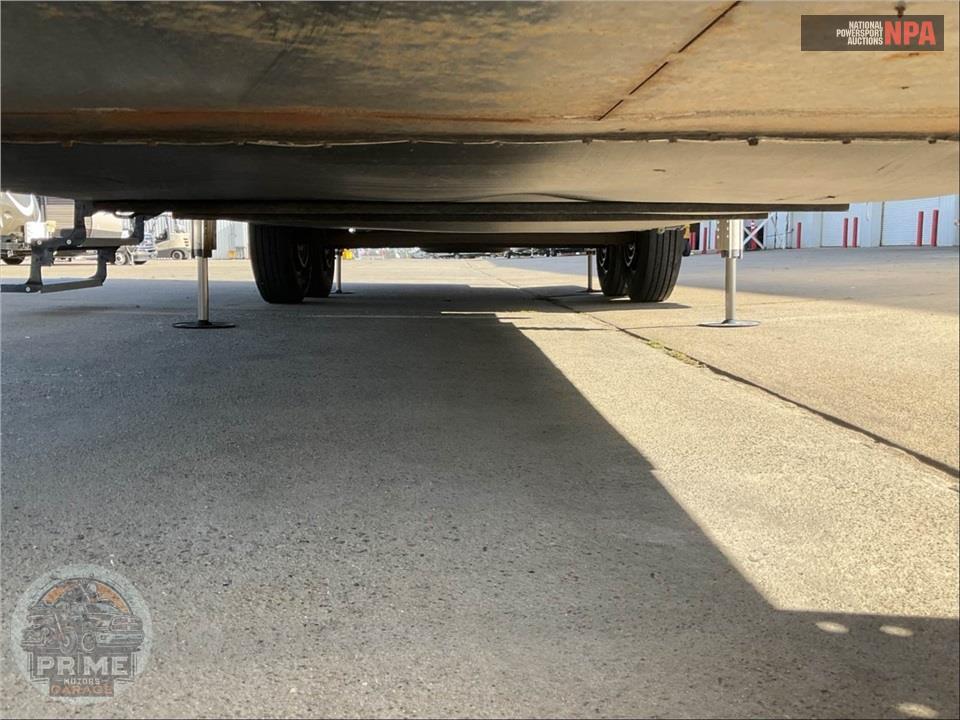 2017 Keystone Rv M-3160 RL MONTANA FIFTH WHEEL SERIES — фото 33