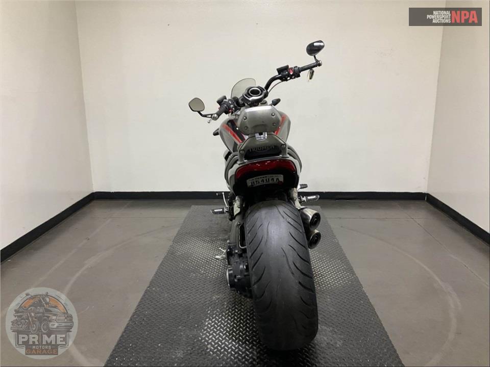 2022 Triumph ROCKET 3 GT (TWO-TONE) — фото 4