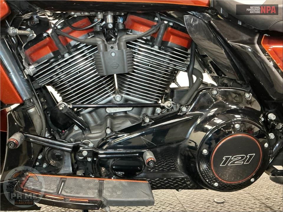 2023 Harley-Davidson FLTRXSE CVO ROAD GLIDE — фото 5