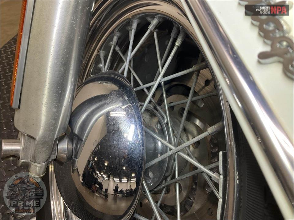 2002 Harley-Davidson FLSTC HERITAGE SOFTAIL CLASSIC — фото 30