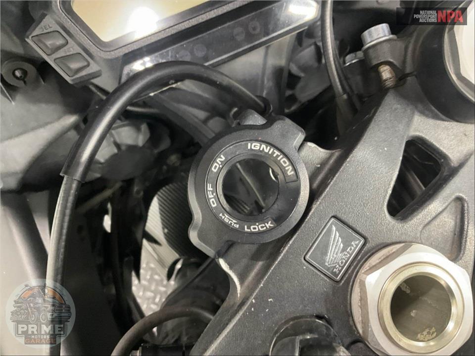 2014 Honda CBR1000RRE — фото 14