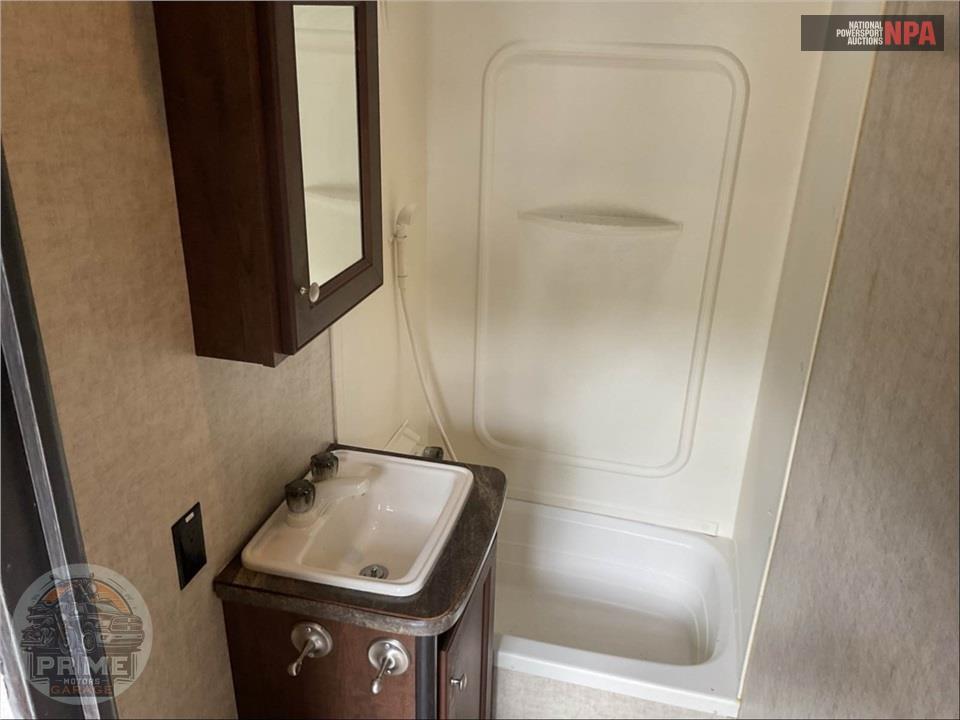 2015 Keystone Rv M-303 - IMPACT TOY HAULER SERIES — фото 16