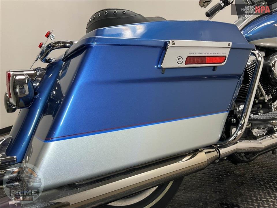 2005 Harley-Davidson FLHRI ROAD KING — фото 19