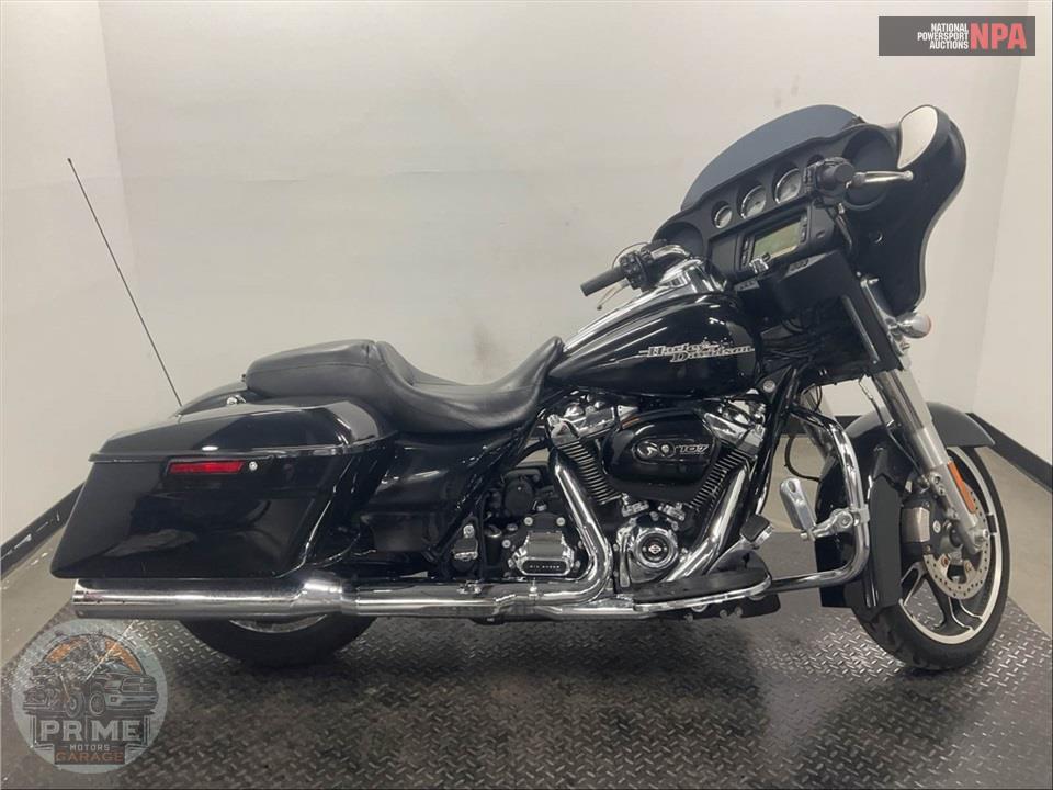 2018 Harley-Davidson FLHX STREET GLIDE — фото 1