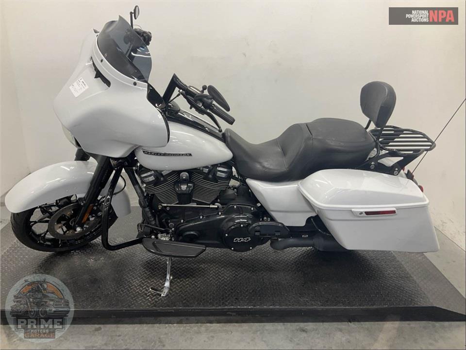 2020 Harley-Davidson FLHXS STREET GLIDE SPECIAL — фото 3