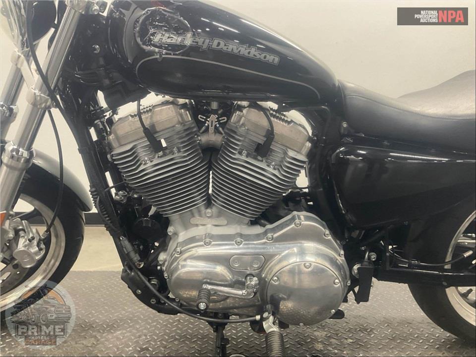 2017 Harley-Davidson XL883L SUPERLOW — фото 7
