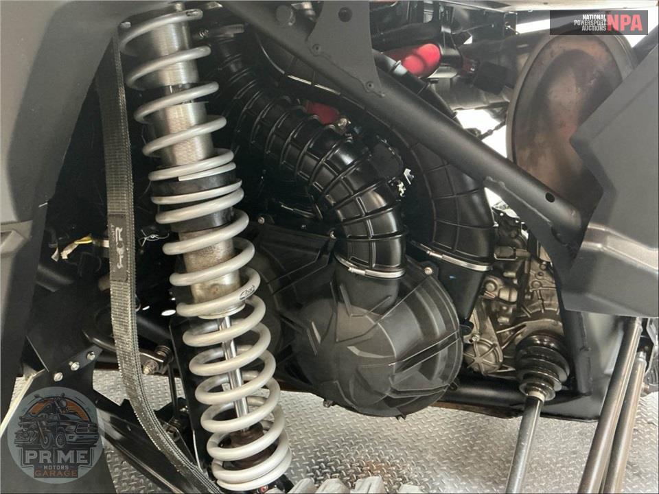 2020 Can-Am MAVERICK X3 X MR TURBO — фото 9