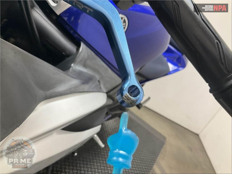 2015 Yamaha YZF-R3 — фото 28