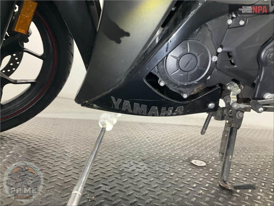 2017 Yamaha YZF-R3 — фото 18