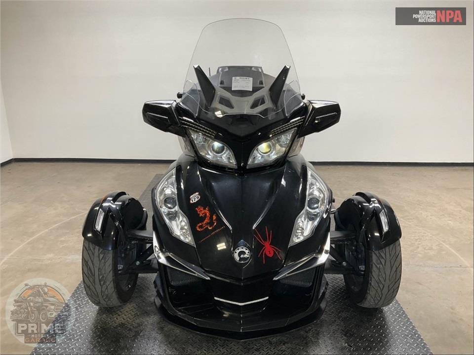 2014 Can-Am SPYDER RT-S SE6 — фото 2