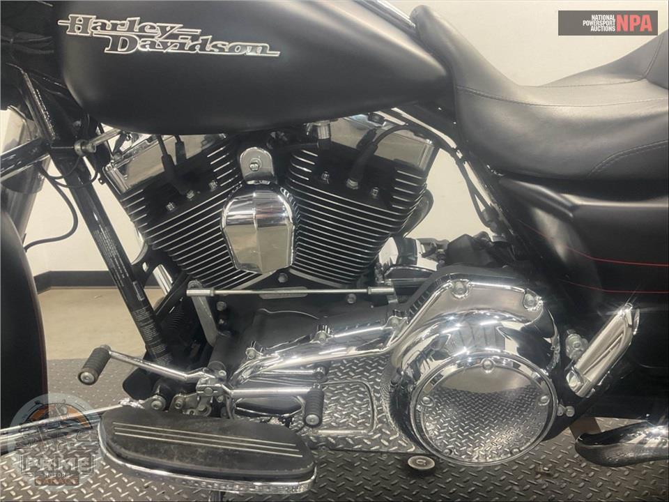 2015 Harley-Davidson FLHXS STREET GLIDE SPECIAL — фото 7