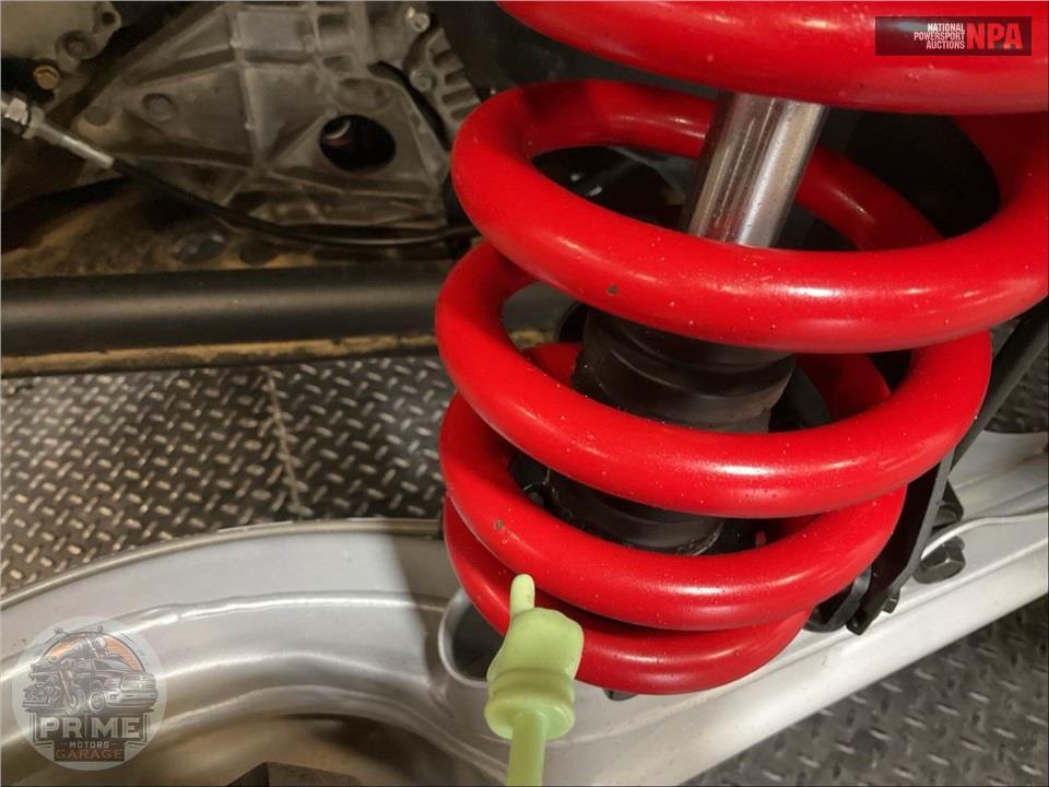 2025 Can-Am MAVERICK X3 MAX DS TURBO (RED & SILVER) — фото 19