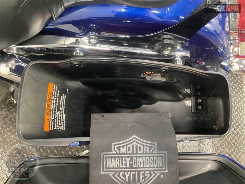 2015 Harley-Davidson FLD-103 DYNA SWITCHBACK — фото 22