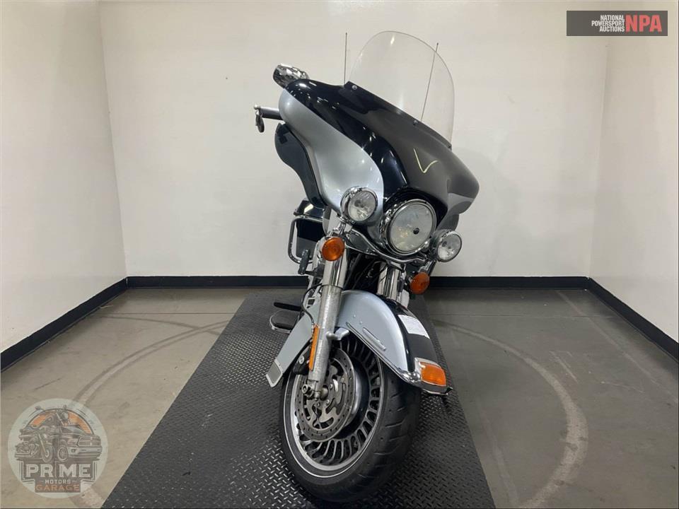 2013 Harley-Davidson FLHTK ELECTRA GLIDE UL LI — фото 2