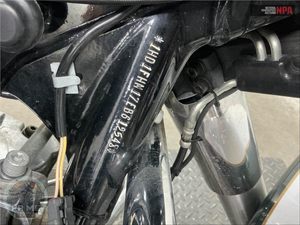 2014 Harley-Davidson FLHP POLICE ROAD KING — фото 42