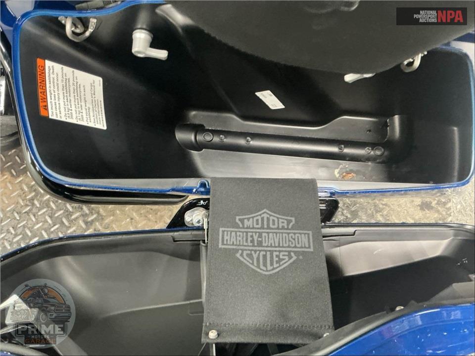 2023 Harley-Davidson FLTRK ROAD GLIDE LIMITED — фото 17