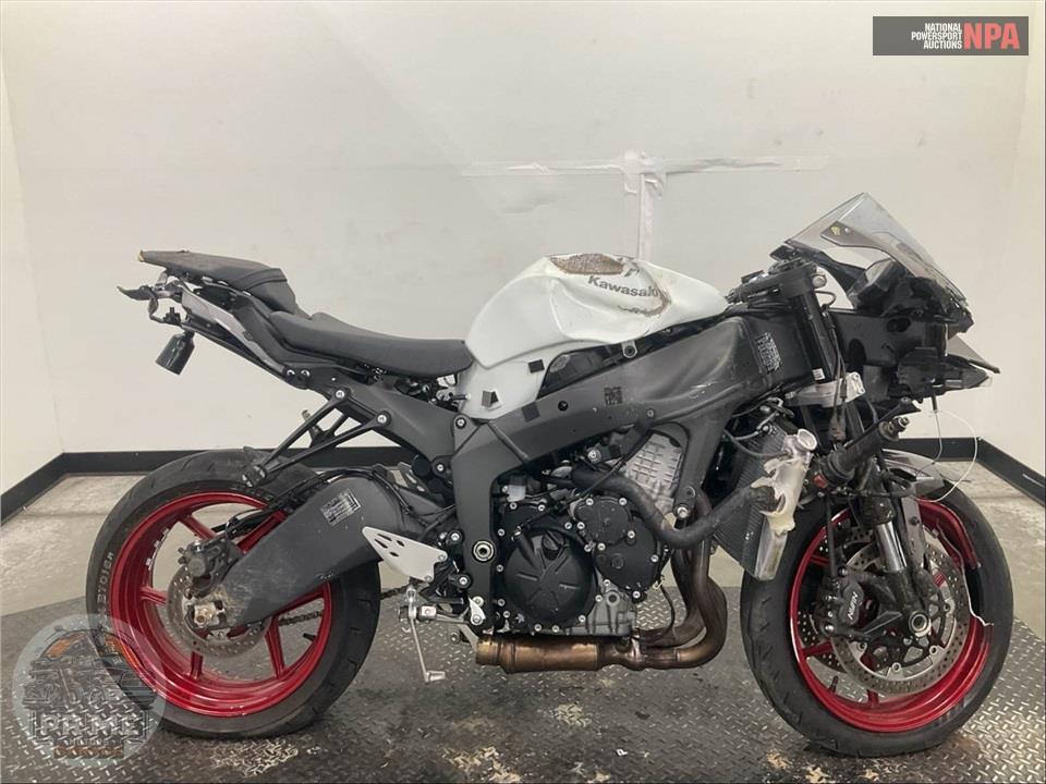 2025 KAWASAKI ZX636KSFAL NINJA ZX-6R