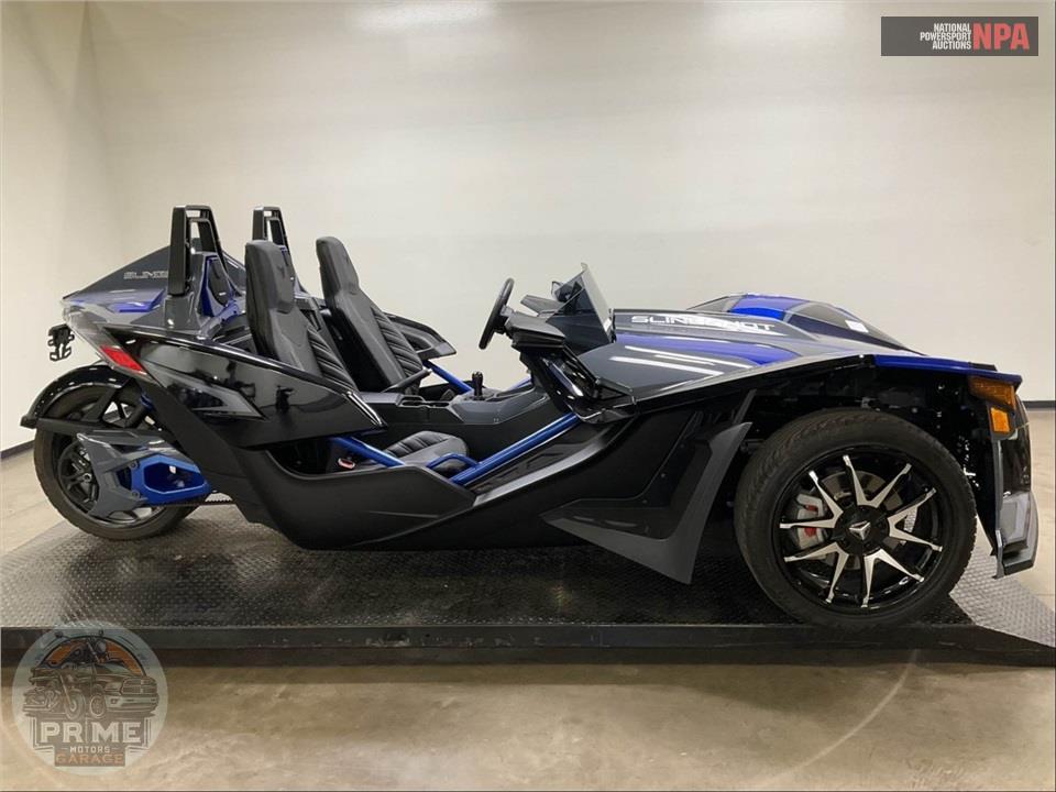 2021 Polaris SLINGSHOT R — фото 1