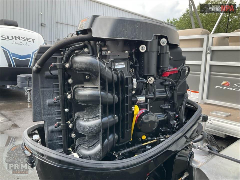 2024 Sun Tracker PARTY BARGE 22DLX L=22/ E=1-150HP MERCURY OB — фото 6