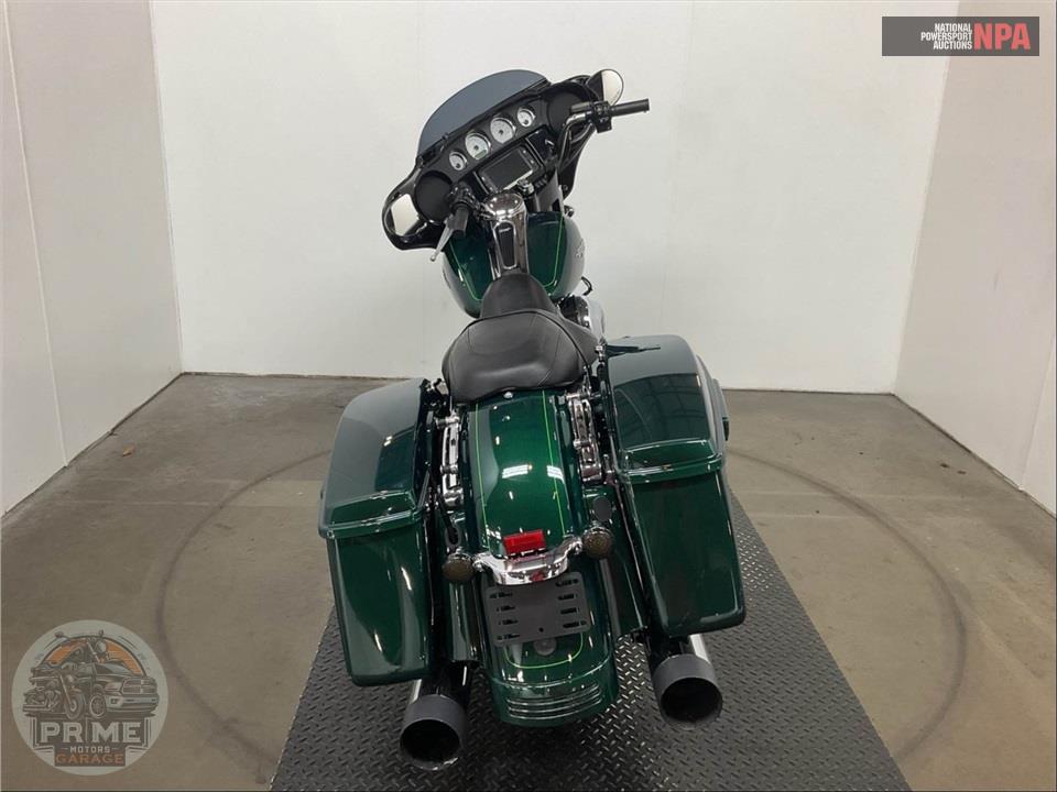 2015 Harley-Davidson FLHXS STREET GLIDE SPECIAL — фото 4