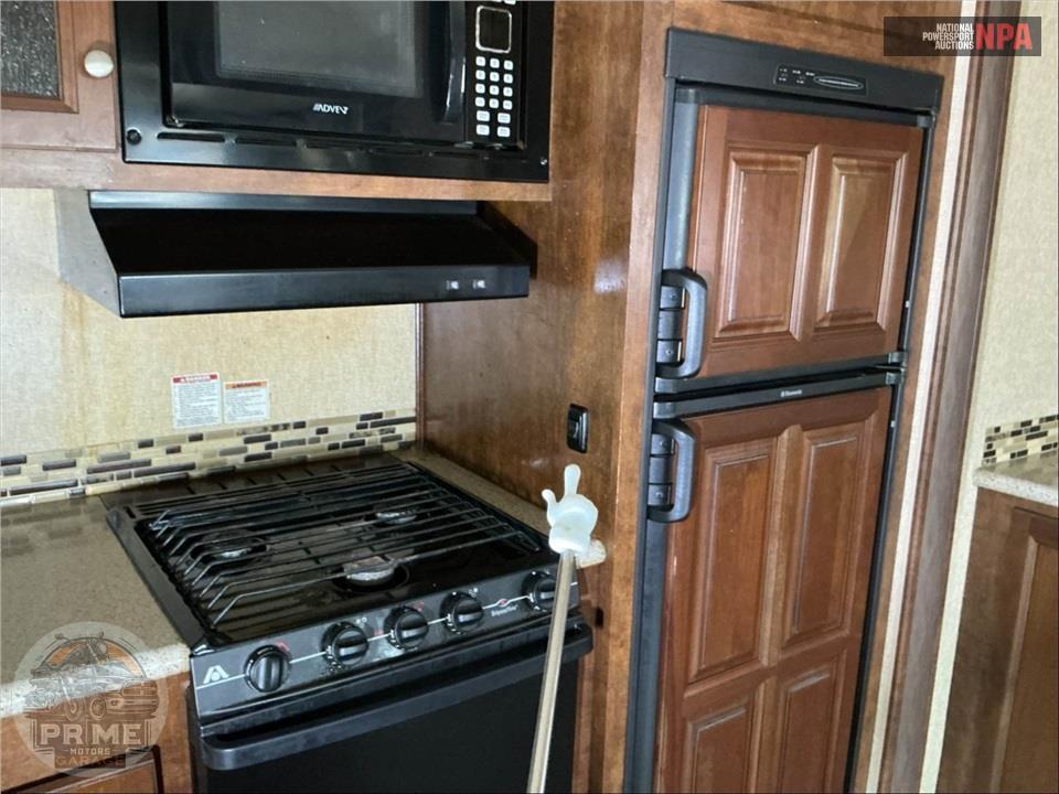 2015 Coachmen By Forest River M-360 IBL - CHAPARRAL FIFTH WHEEL SERIES — фото 21