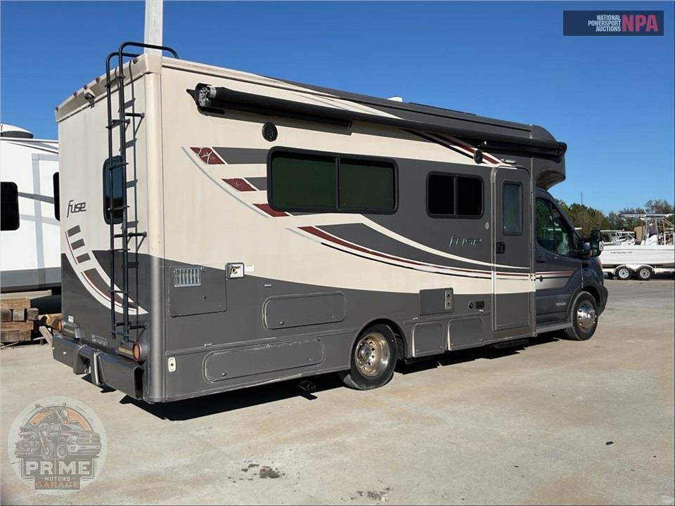 2017 Winnebago M-23A FORD - FUSE SERIES — фото 3