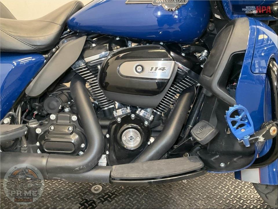 2023 Harley-Davidson FLTRK ROAD GLIDE LIMITED — фото 6