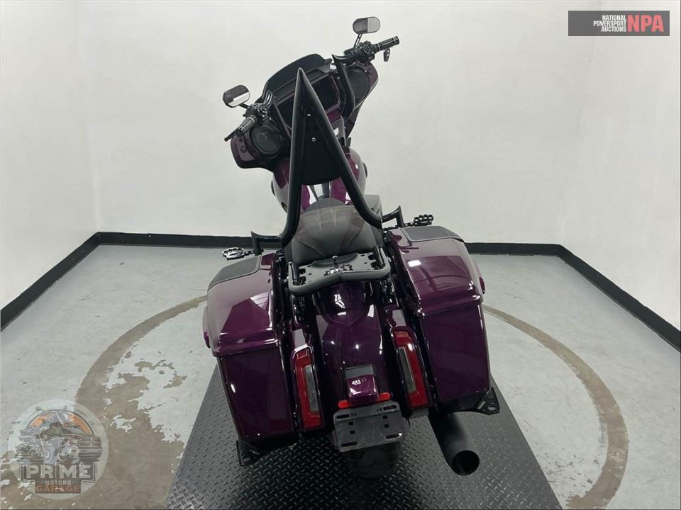 2025 Harley-Davidson FLHXSE CVO STREET GLIDE — фото 4