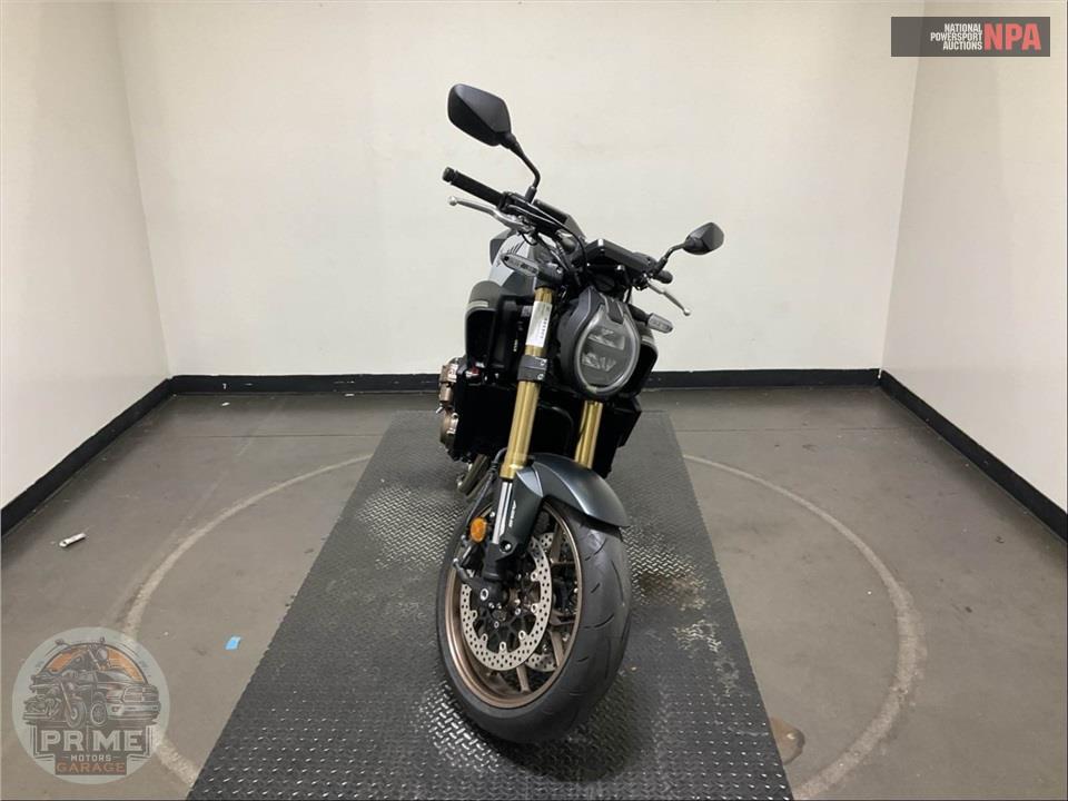2024 Honda CB650RAC E-CLUTCH — фото 1
