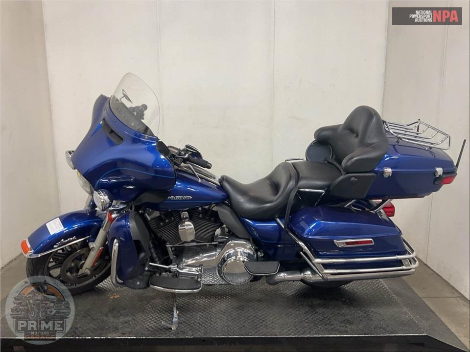 2015 Harley-Davidson FLHTK ELECTRA GLIDE ULTRA LIMITED — фото 3