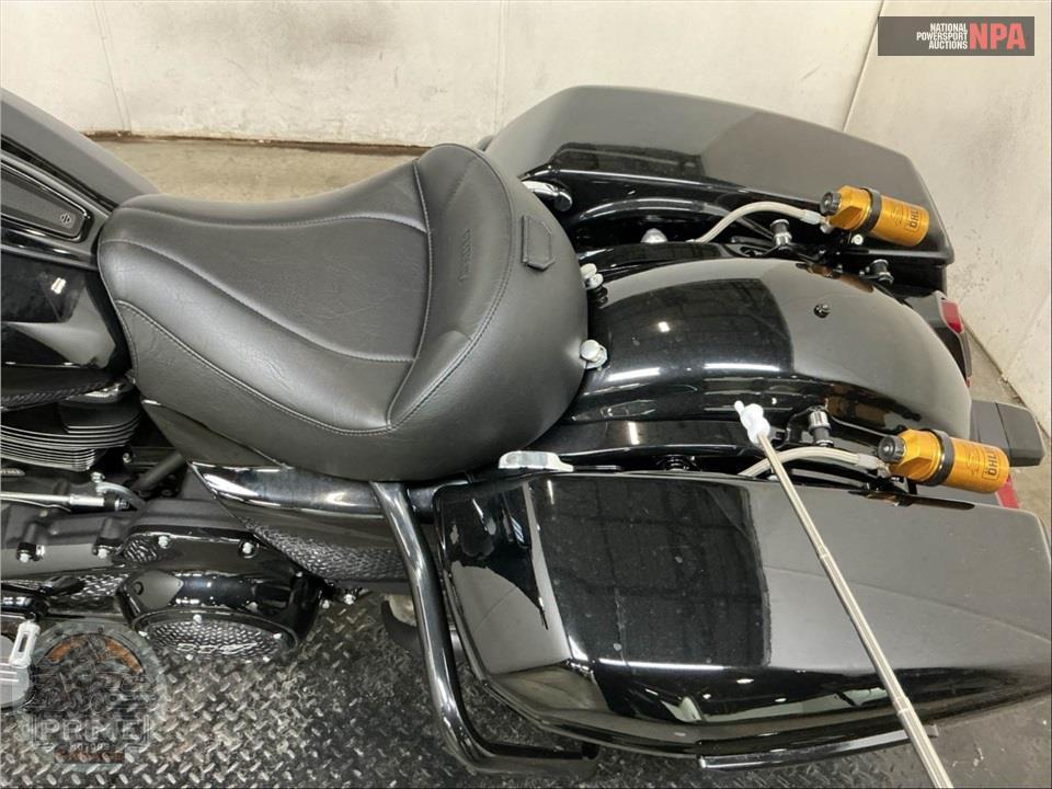 2025 Harley-Davidson FLHX STREET GLIDE — фото 20