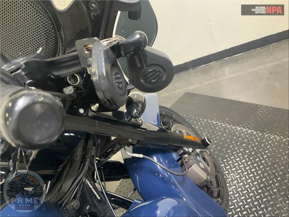 2019 Harley-Davidson FLHXS STREET GLIDE SPECIAL — фото 10