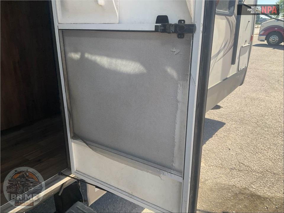 2017 Keystone Rv M-30 RLI COUGAR X-LITE SERIES — фото 32