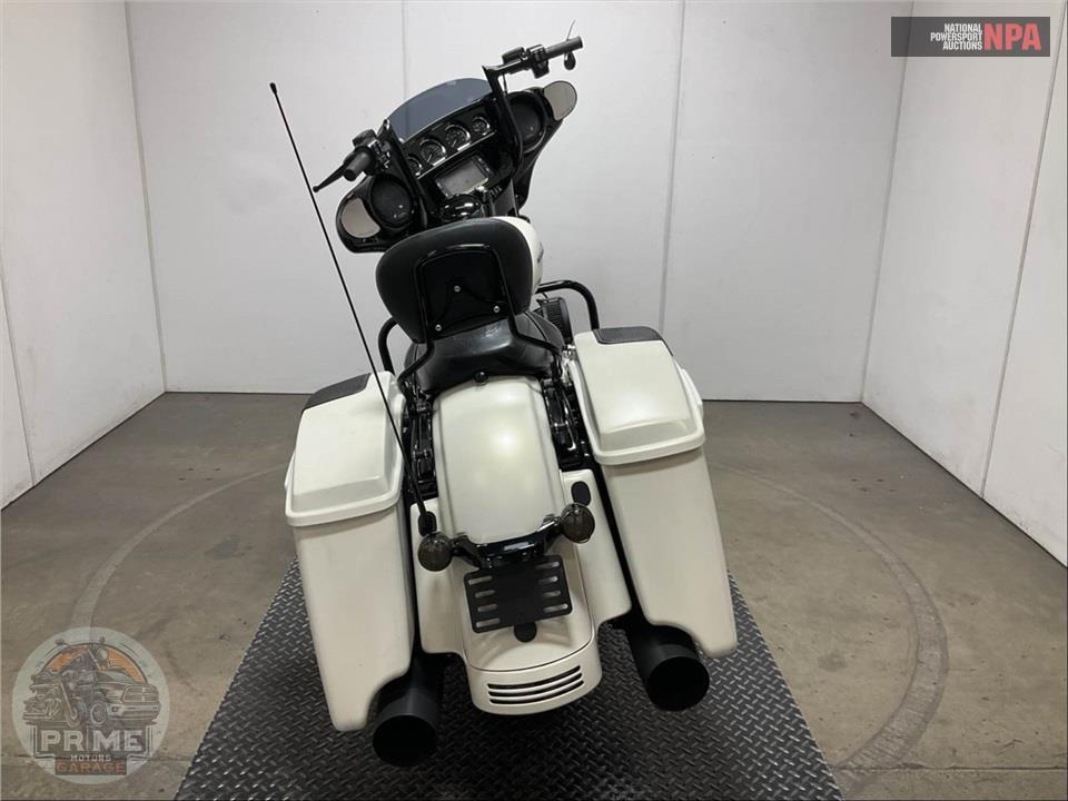 2018 Harley-Davidson FLHXS STREET GLIDE SPECIAL — фото 4