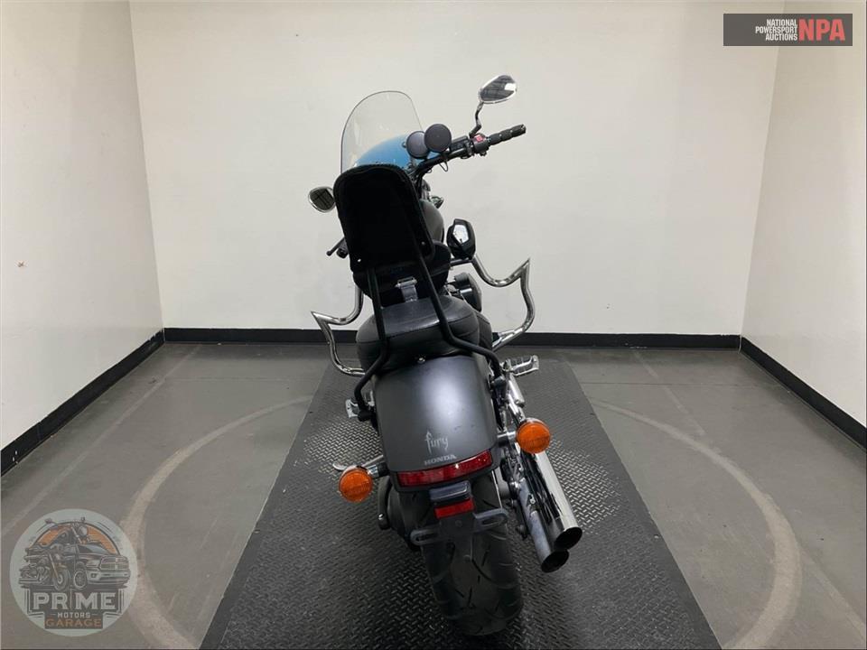 2017 Honda VT1300CXH FURY — фото 4