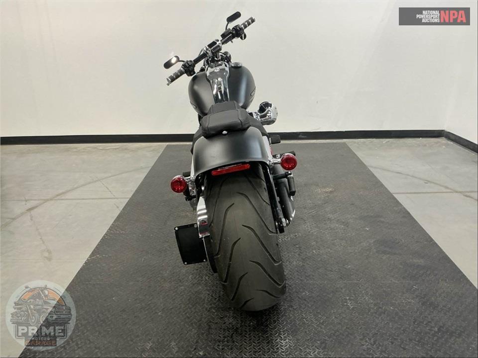 2023 Harley-Davidson FXBR BREAKOUT 117 — фото 4