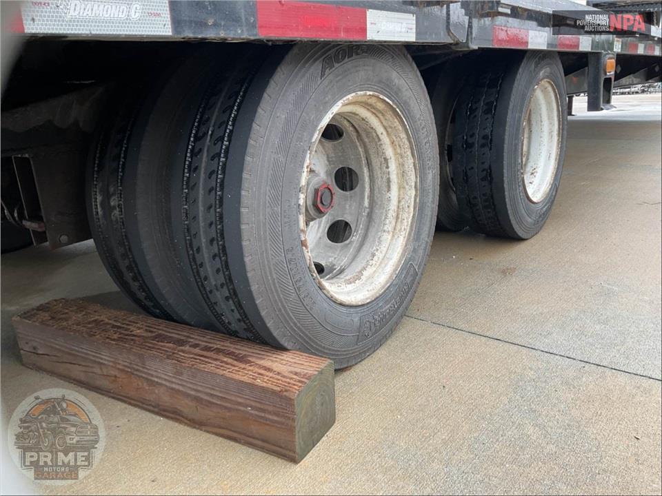 2021 Diamond C Trailers GOOSENECK TRAILER — фото 8