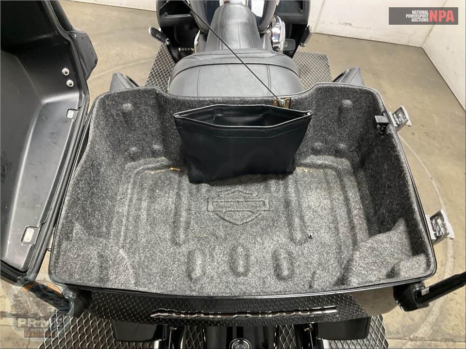 2013 Harley-Davidson FLTRU ROAD GLIDE ULTRA — фото 23