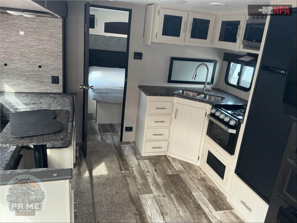 2019 Stratus M-281VBH - STRATUS SERIES — фото 7