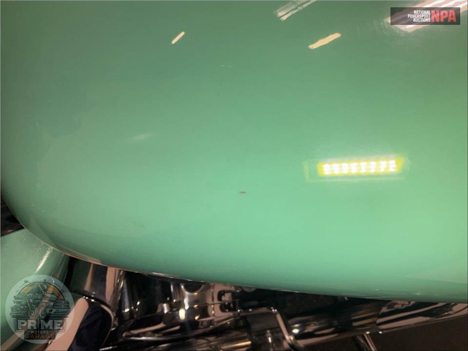 1998 Honda VT1100T2W SHDW AMER CLSC — фото 12