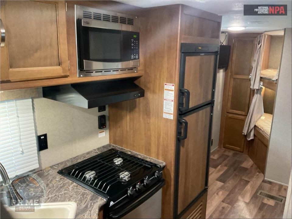 2018 Keystone Rv M-2720 BH - SUMMERLAND SERIES — фото 22