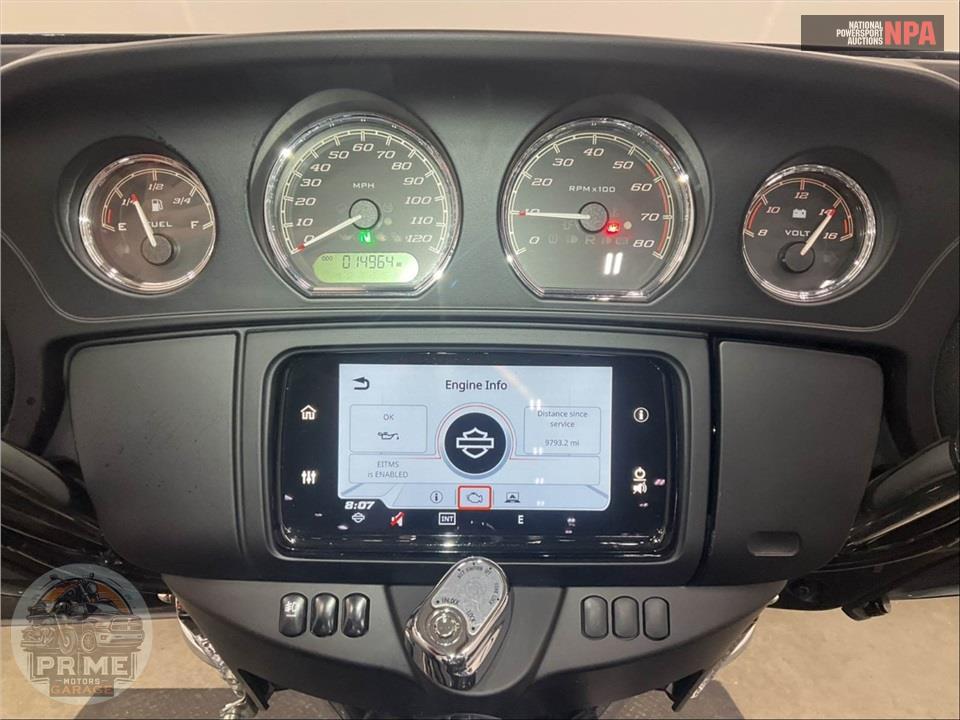 2022 Harley-Davidson FLHTCUTG TRI GLIDE ULTRA CLASSIC — фото 5