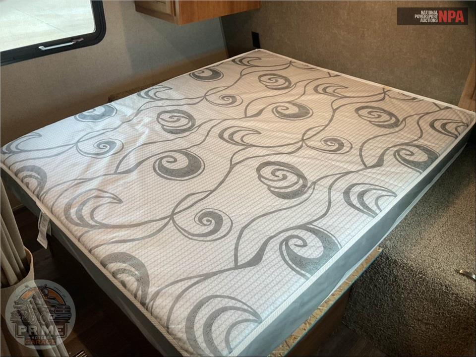 2018 Keystone Rv M-2720 BH - SUMMERLAND SERIES — фото 11