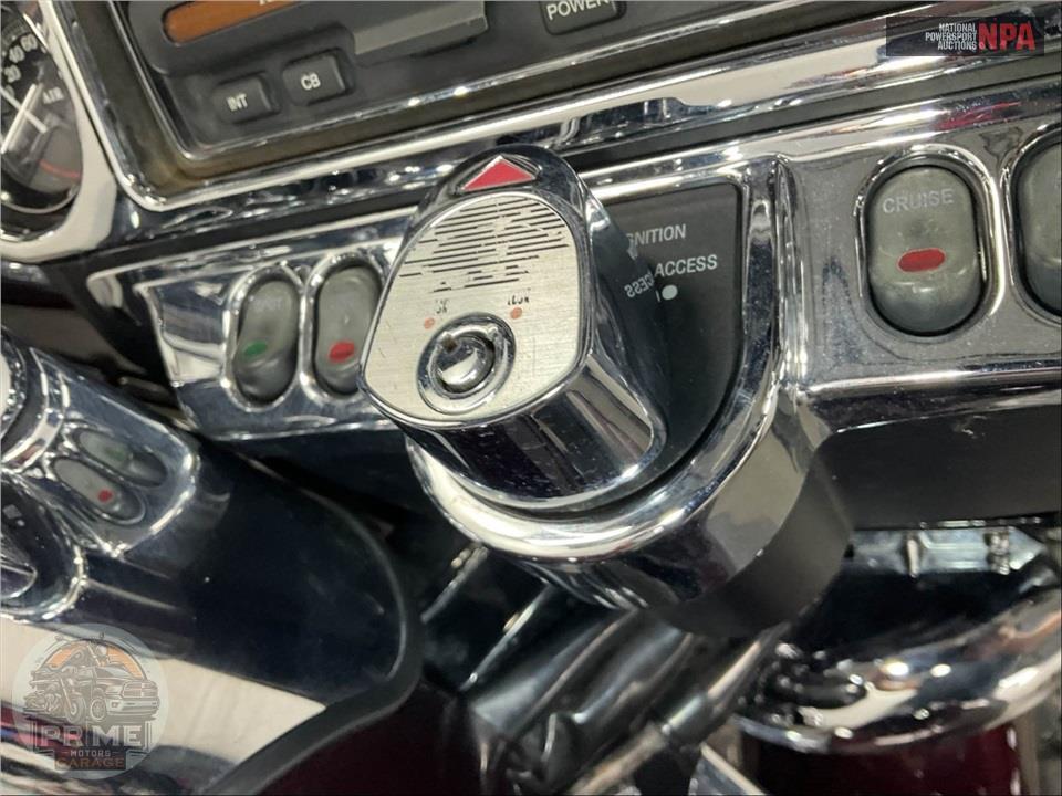 2005 Harley-Davidson FLHTCUI ULTRA CLASSIC ELECTRA GLIDE — фото 13