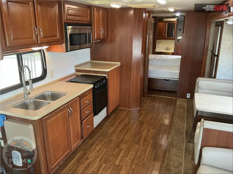2008 Bounder M-35H FORD 362HP — фото 8