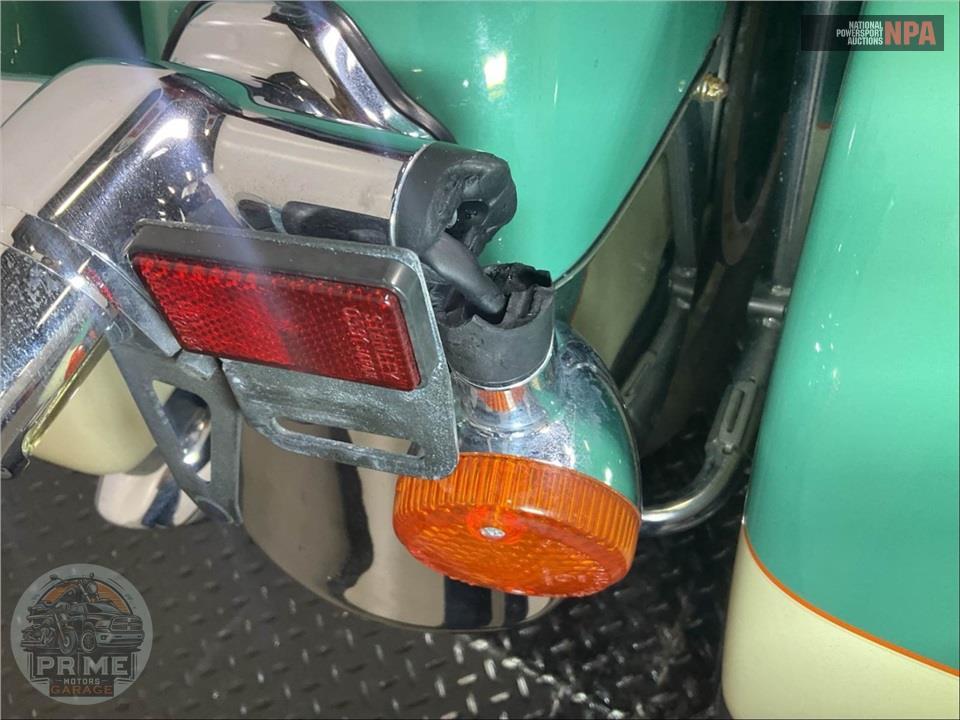 1998 Honda VT1100T2W SHDW AMER CLSC — фото 32